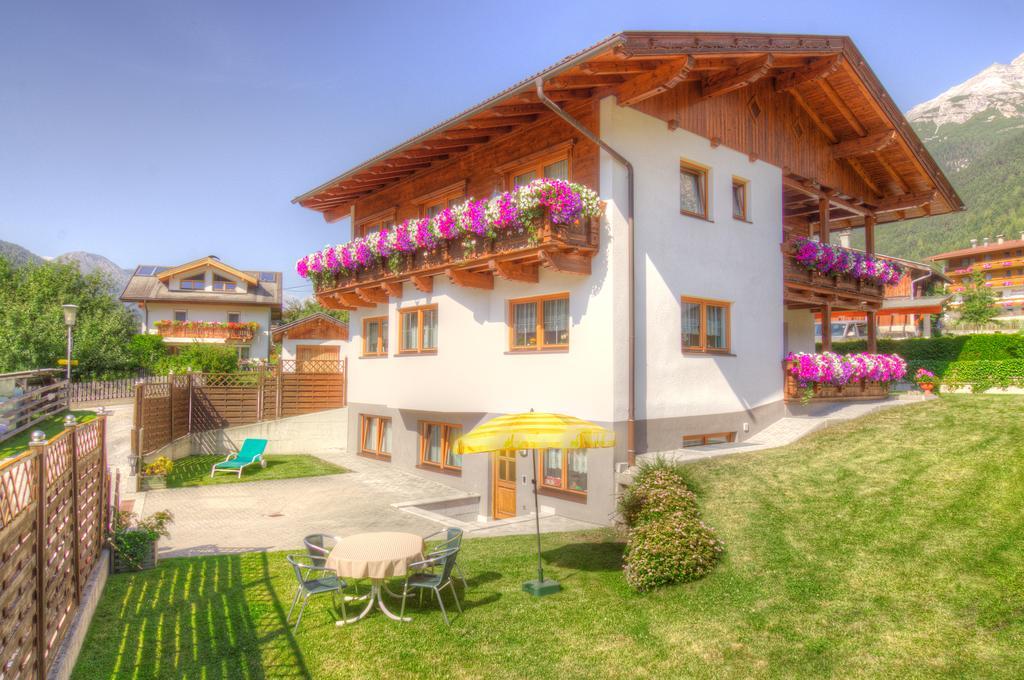 ノイシュティフト・イム・シュトゥーバイタール Haus Elisabeth Bed & Breakfast 部屋 写真